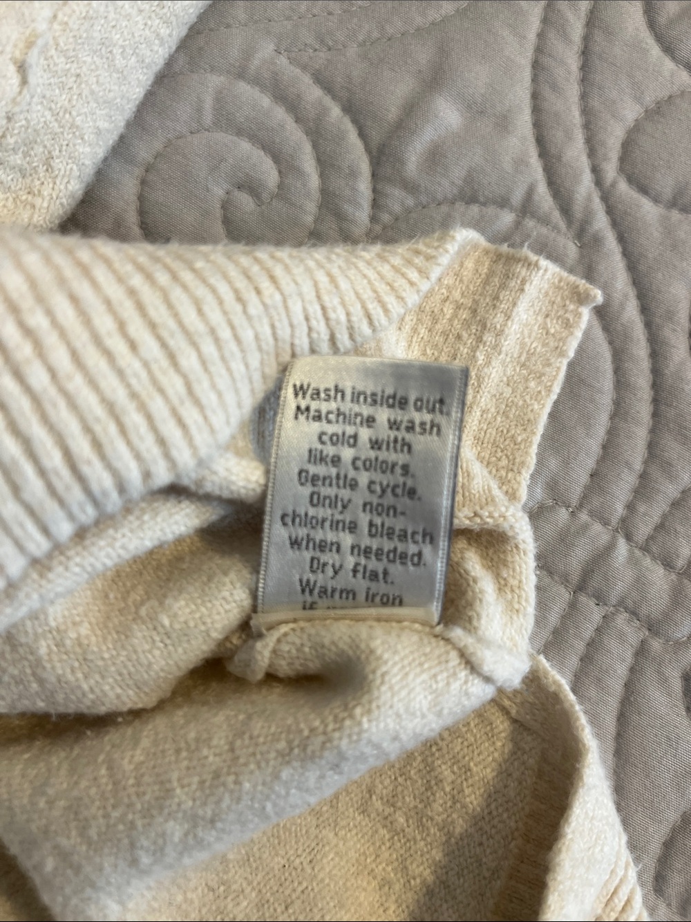 LC Lauren Conrad Cream Crewneck Sweater with Pastel Bird Motif - Picture 6 of 6